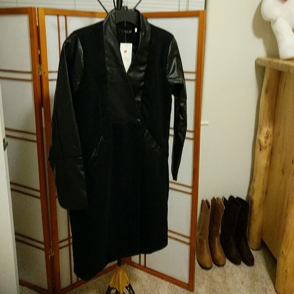 Dress Coat-- fleece and faux leather - Picture 1 of 3